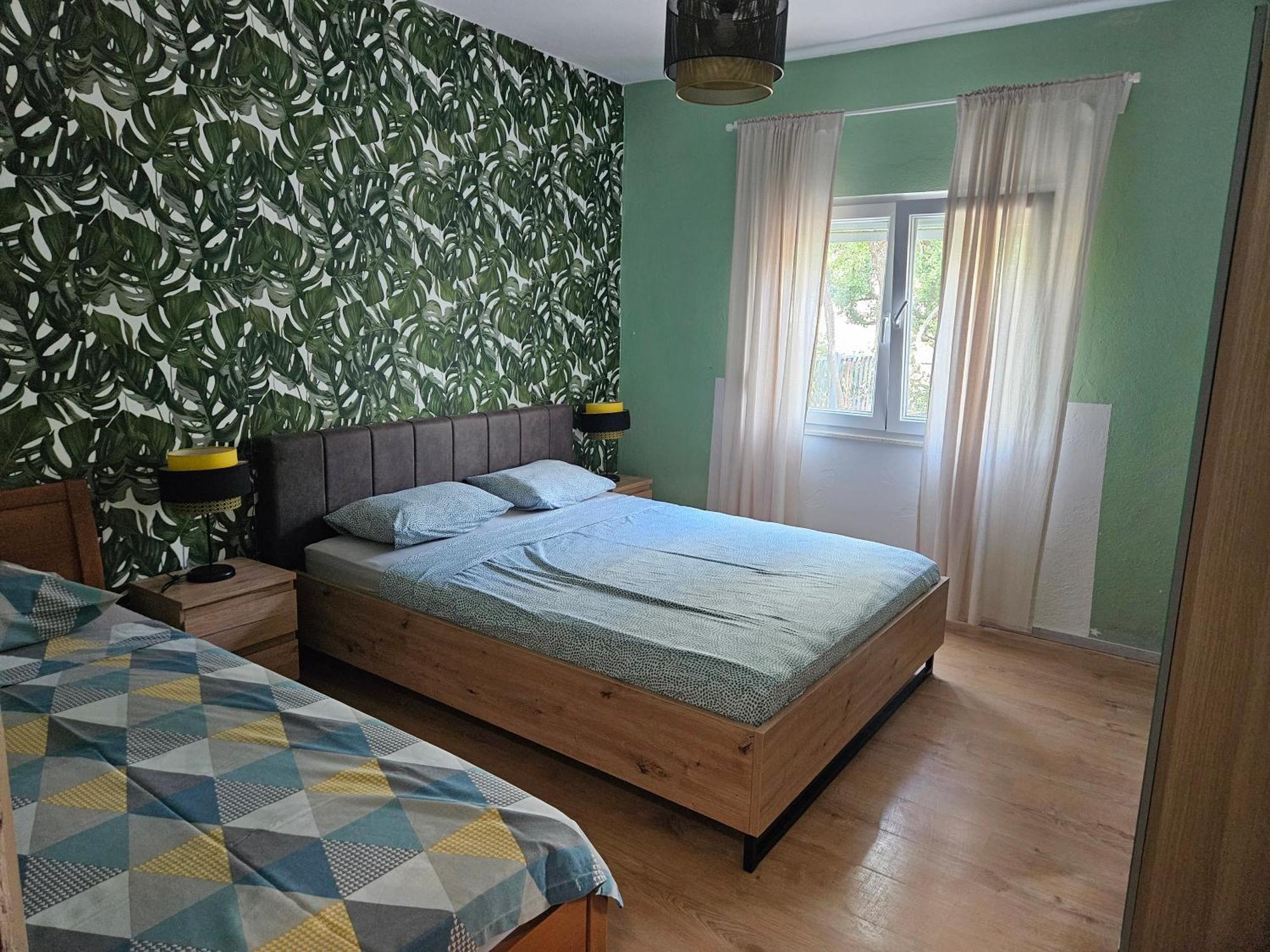 Apartmani Ljuba Rogoznica  Exterior foto